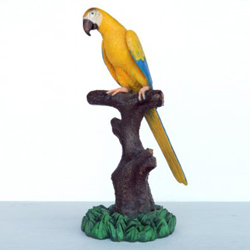 Perroquet-sur-perchoir-bleu-jaune animaux en résine nlcdeco déco
