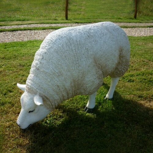 Reproduction d'un mouton en résine nlcdeco
