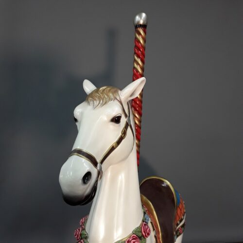 cheval de carrousel blanc nlcdeco