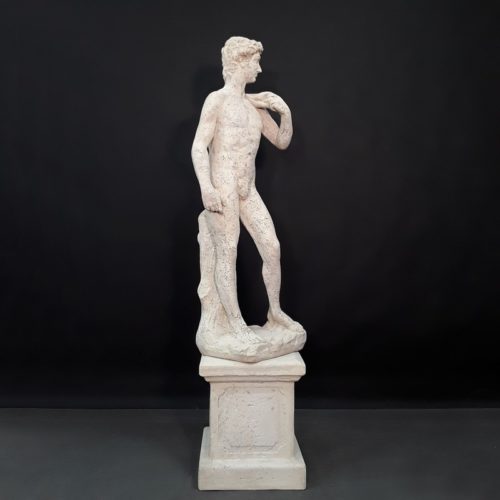 statuette of a male nude nlcdeco