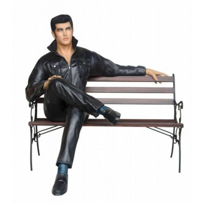 Elvis sur banc