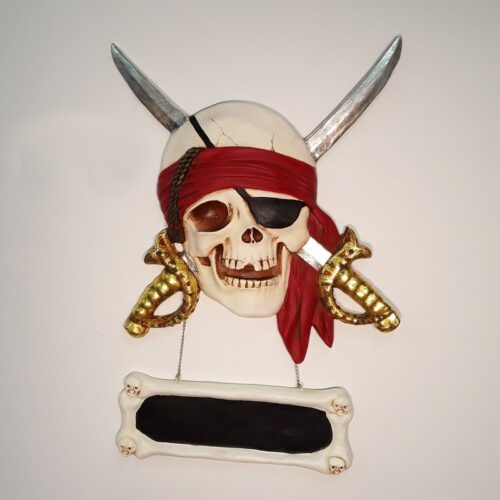 crâne de pirate en résine avec épées nlcdeco