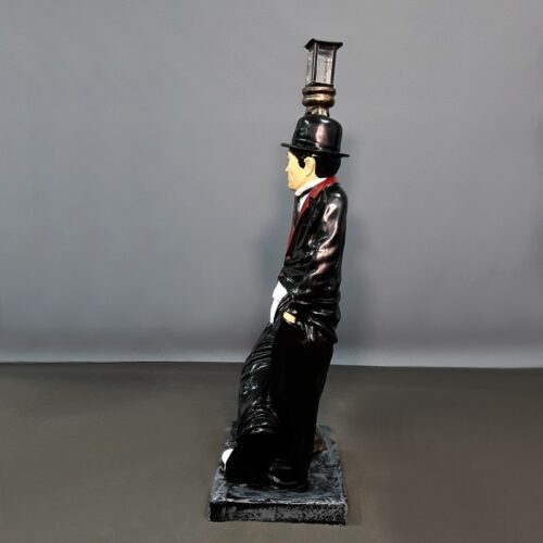 lampe avec figurine de Chaplin nlcdeco