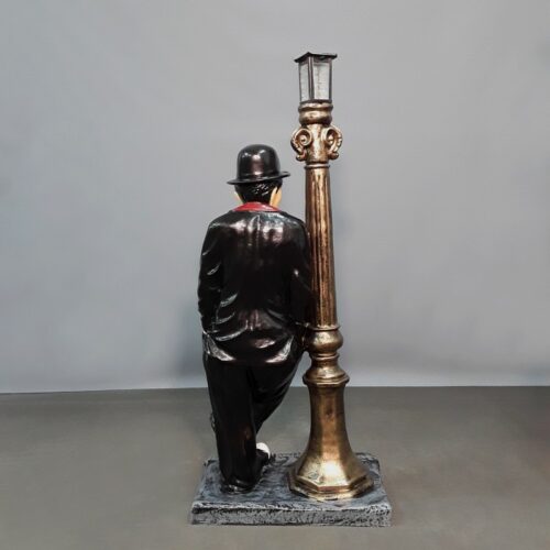 statue de Chaplin lampe nlcdeco
