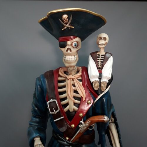 statue résine pirate borgne squelette nlcdeco