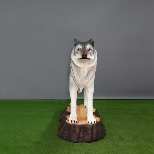 resin wolf statue on rock nlcdeco