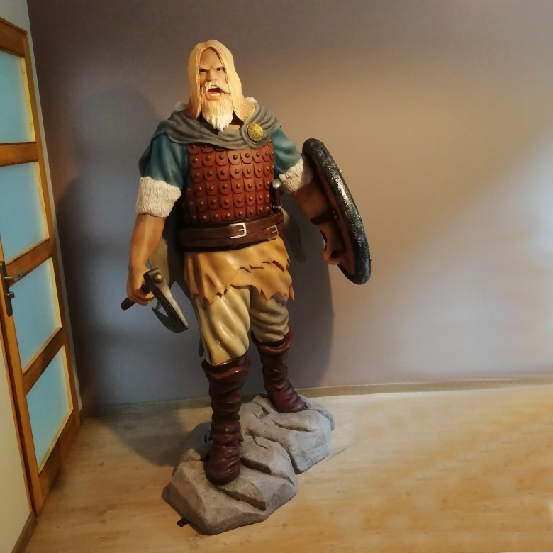 Viking guerrier sur socle nlcdeco