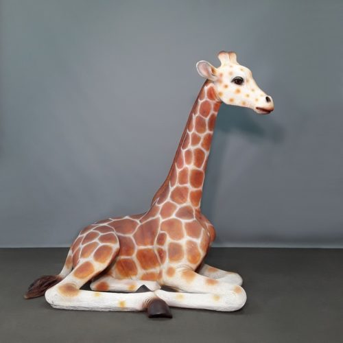 Girafe couchée nlcdeco