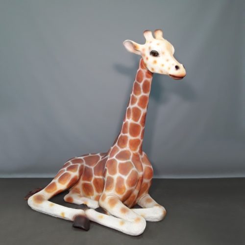 girafe couchée décorative nlcdeco