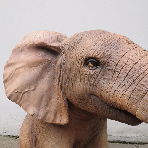 Éléphant assis nlcdeco animaux en resine decoration bébé safari zoo