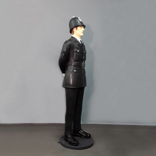 resin statue of a policeman nlcdeco