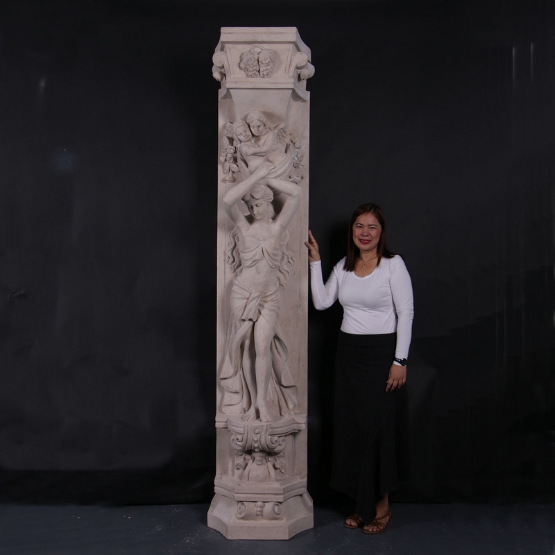 grande-colonne-femme-romaine-nlcdeco-décors-en-résine-.jpg