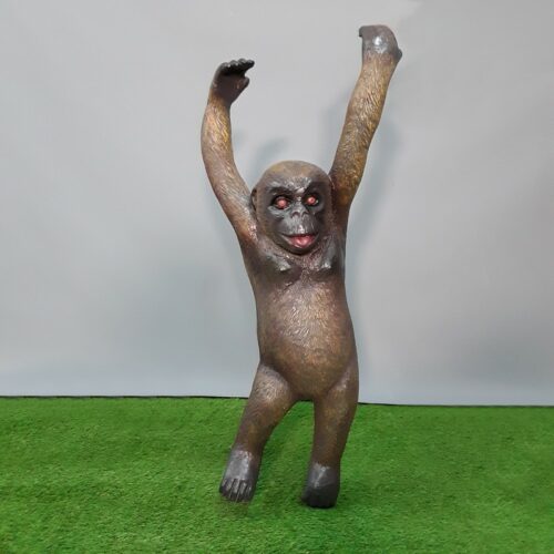figurine résine singe bras en l'air nlcdeco