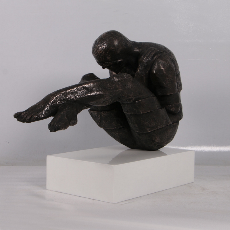 Sculpture-bronze-sure-socle-nlcdeco.jpg