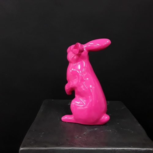 Pink resin rabbit nlcdeco