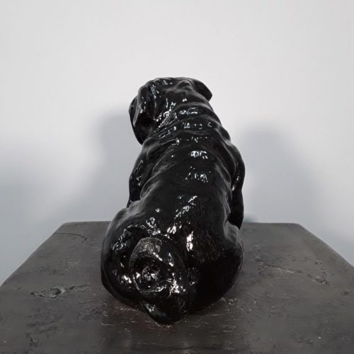 Statuette bouledogue noir en résine nlcdeco