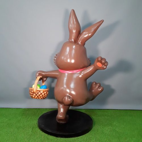 Lapin et son panier d'oeufs de pâques nlcdeco