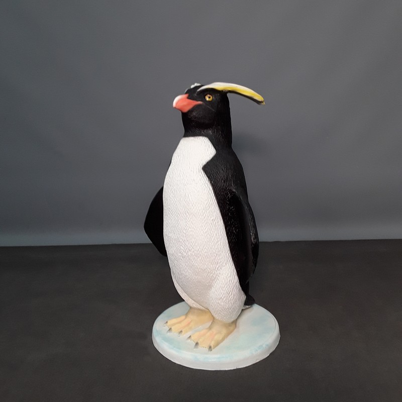 pingouin décoratif sur socle nlcdeco