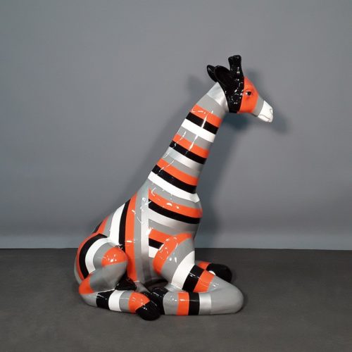 Statue girafe design couchée nlcdeco