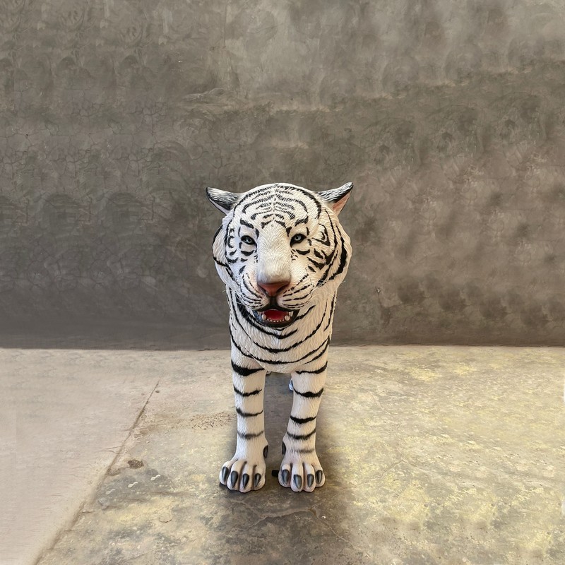 Tigre blanc debout en résine nlcdeco