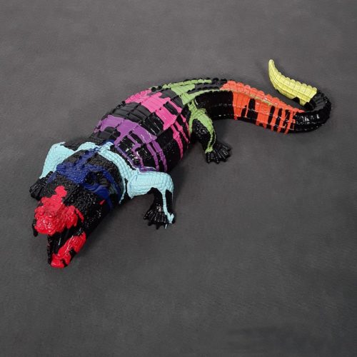crocodile design noir avec coulées de peinture nlcdeco