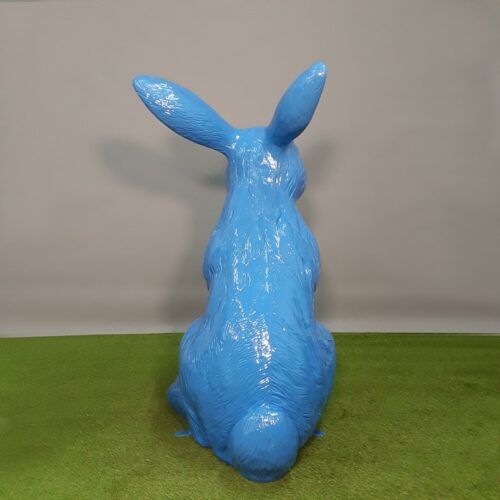 Grand lapin décoratif en résine bleu brillant nlcdeco