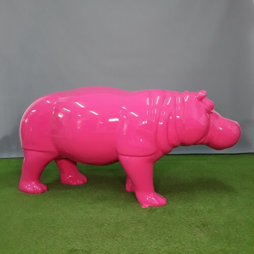 hippopotame taille réelle couleur rose