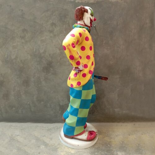 Statue géante clown ensanglanté nlcdeco