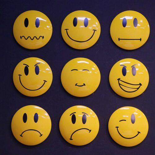 Emoji différentes visages décor mural nlcdeco