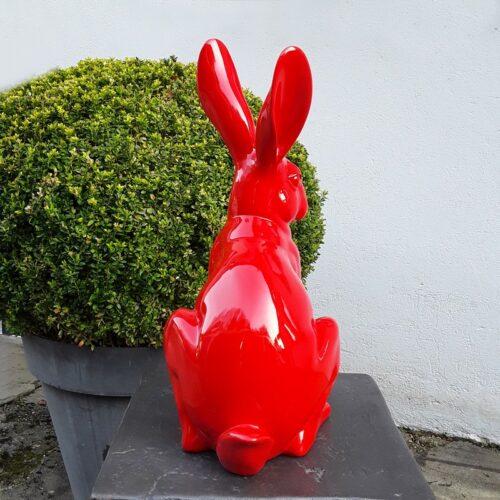 statue décorative lièvre assis couleur rouge nlcdeco