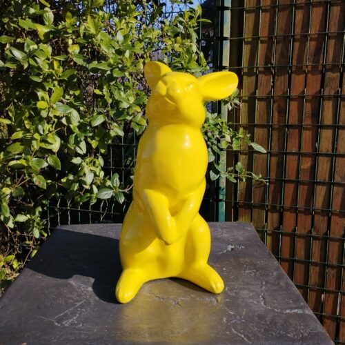 statuette décorative lapin debout couleur jaune nlcdeco
