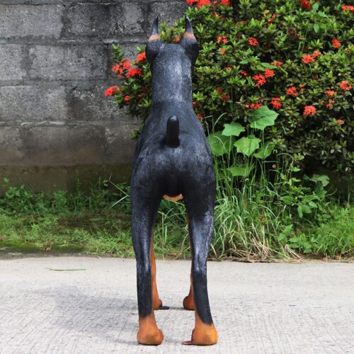 Doberman statue taille réelle
