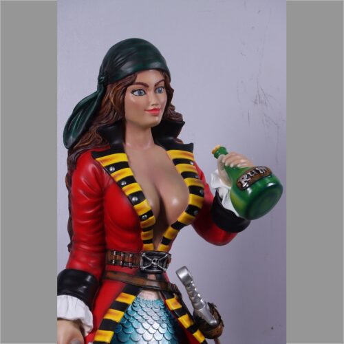 reproduction de sirène pirate en résine