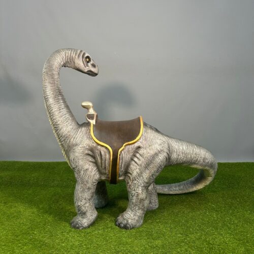 grande statue dinosaure chambre enfant