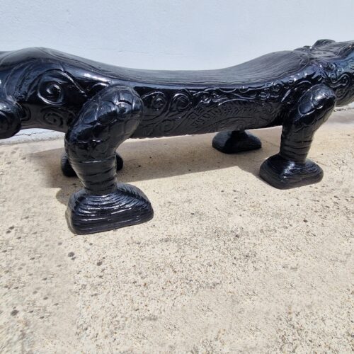 statue de crocodile art africain en résine